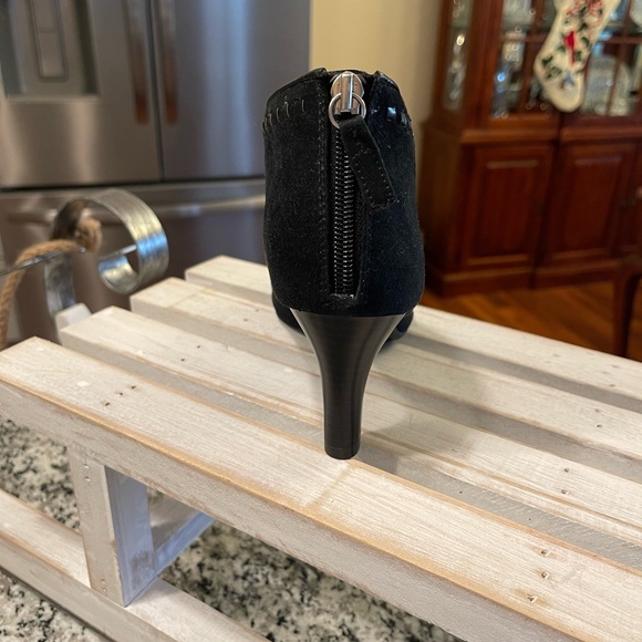 NIB Life Stride Giada Ankle Boot 6 1/2M Black - Picture 5 of 9